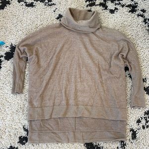 Turtle neck sweater